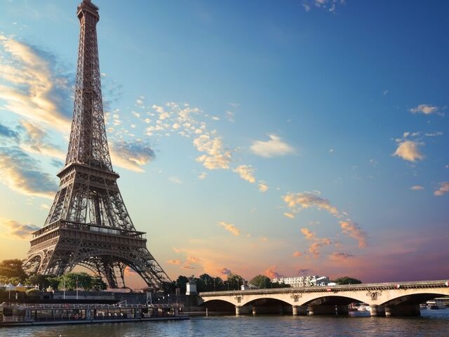 Paris & Disneyland & Brüksel ve Amsterdam Turu