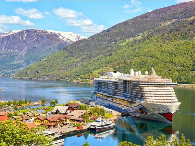 Grand İskandinavya ve Fiyordlar Turu